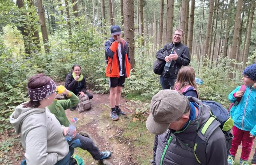Jugend Wandertag am Hausruck – Gemeinsam unterwegs trotz Regentropfen!