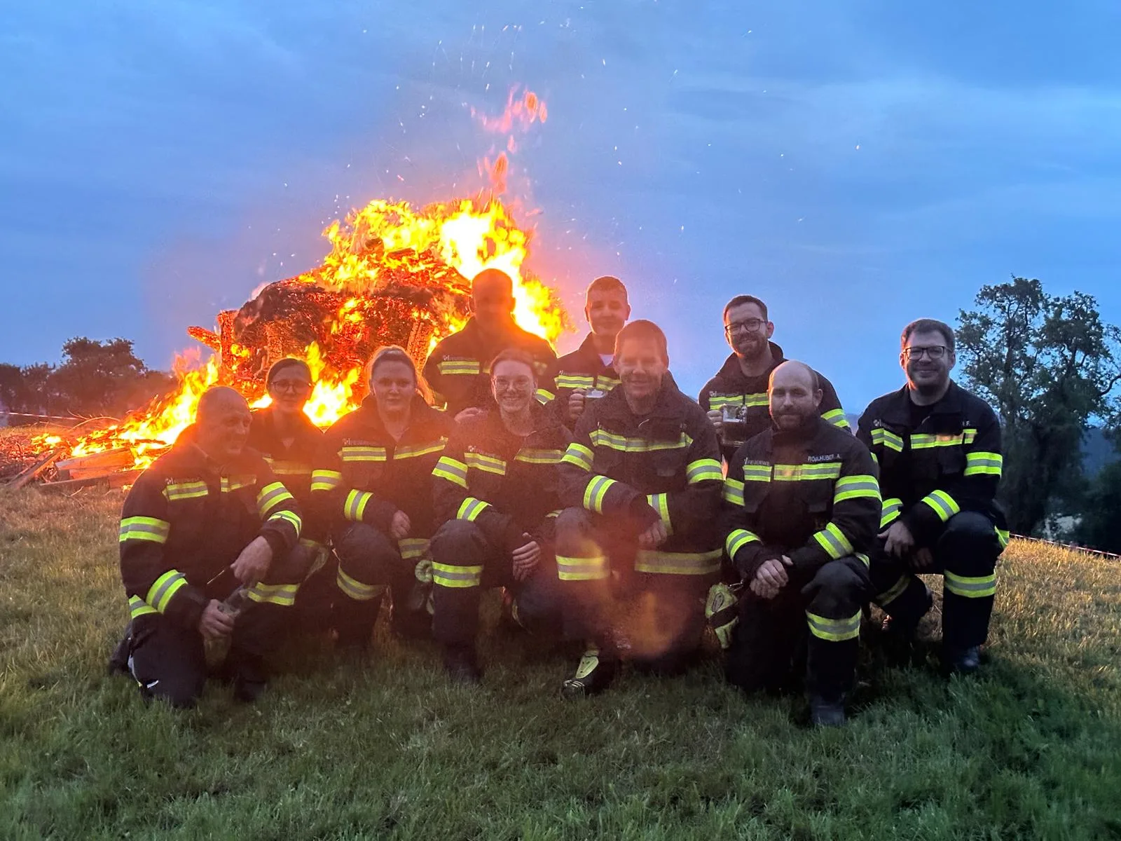 🚨 Einsatz oder Feier? 🔥🌲